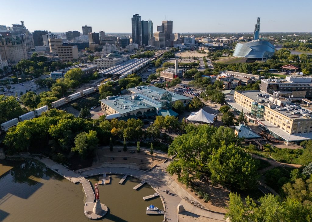Manitoba Targets STEM Talent: 417 Workers Invited in Latest PNP Draw
